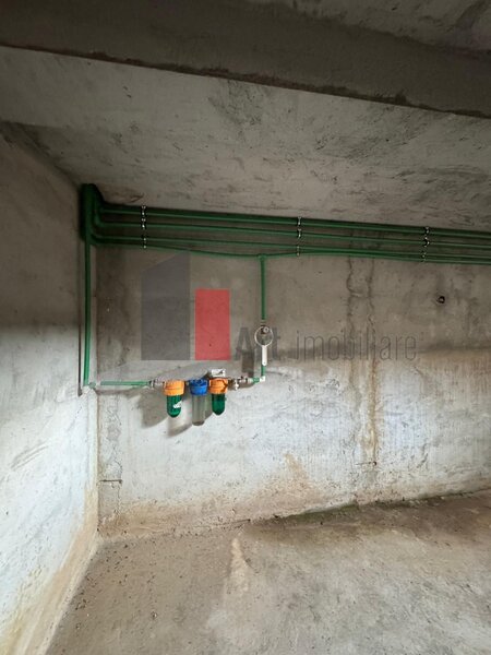 Ilfov Casa la rosu in Peris