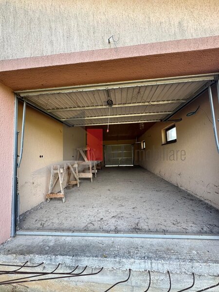 Ilfov Casa la rosu in Peris