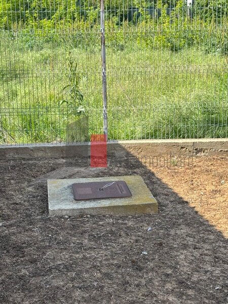 Ilfov Casa la rosu in Peris